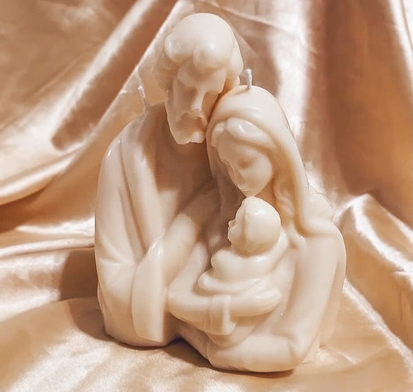 Image of a decorative candle - design of the Holy Family
